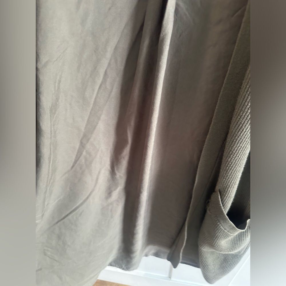 Lululemon Grey Sage Still At Ease Wrap - Picture 11 of 14